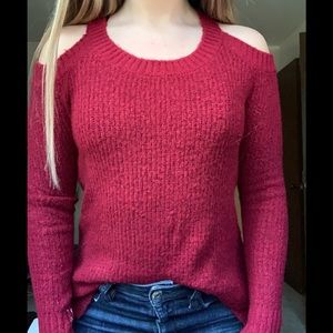 SUPER SOFT shoulder cut out sweater